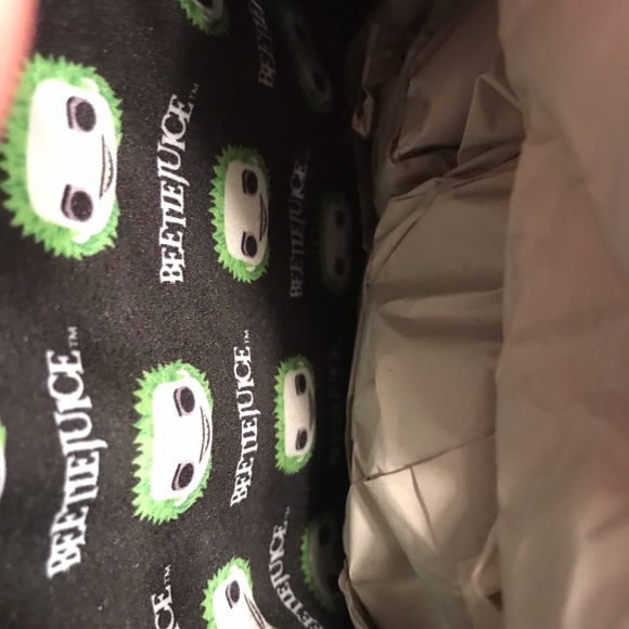NEW BEETLEJUICE LOUNGEFLY MINI BACK PACK - Picture 2 of 2